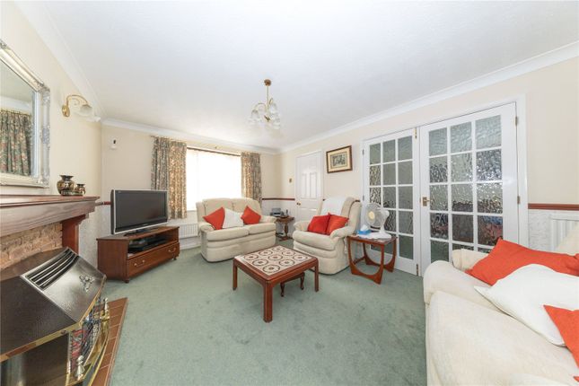 76, Copthorne, Bedfordshire photo 4