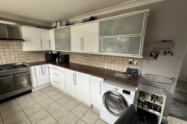 Semi-detached house to rent in Carr Street, Huddersfield, West Yorkshire