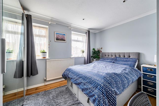 1, Farnborough Close, Maidstone photo 4