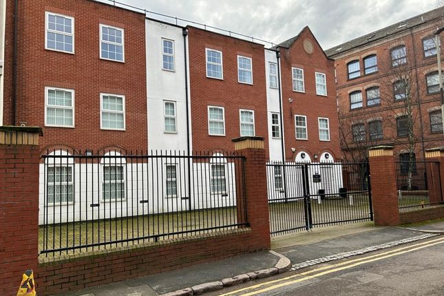 Office to let in Knightsbridge House, 12 Lower Brown Street, Leicester, Leicestershire
