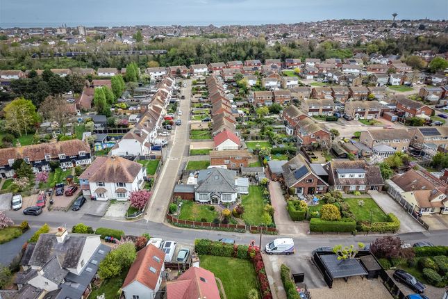 26, Eddington Lane, Herne Bay photo 2