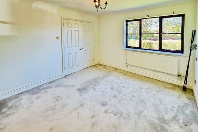 Flat 1, Booths Court, Poplar Drive, BRENTWOOD photo 5
