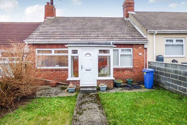 2 bed bungalow to rent in Park Avenue, Blackhall Colliery, Hartlepool TS27