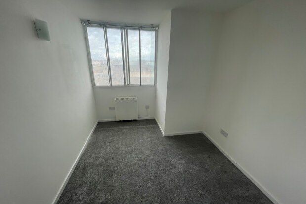 Flat to rent in All Saints Avenue, Margate