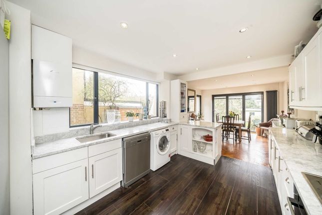Thumbnail Terraced house for sale in Wilton Road, London