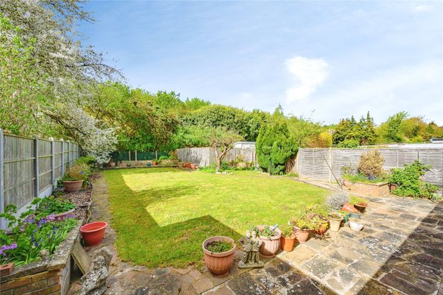 55, Ridgeway Avenue, Bedfordshire photo 2