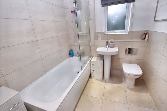 Town house for sale in Stonebridge Vale, Leeds, West Yorkshire