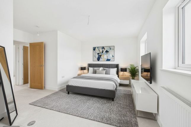 4, Teg Lowarth, Redruth photo 3
