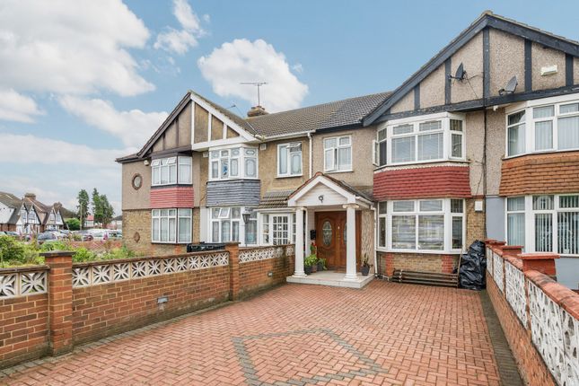 Thumbnail Terraced house for sale in North Hyde Road, Hayes