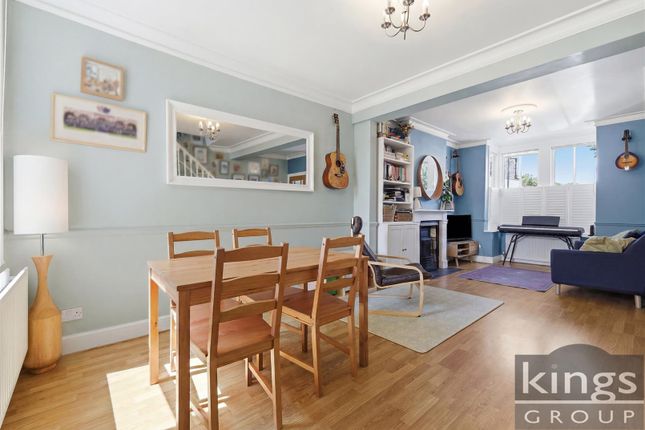 6, Cross Road, Enfield photo 2