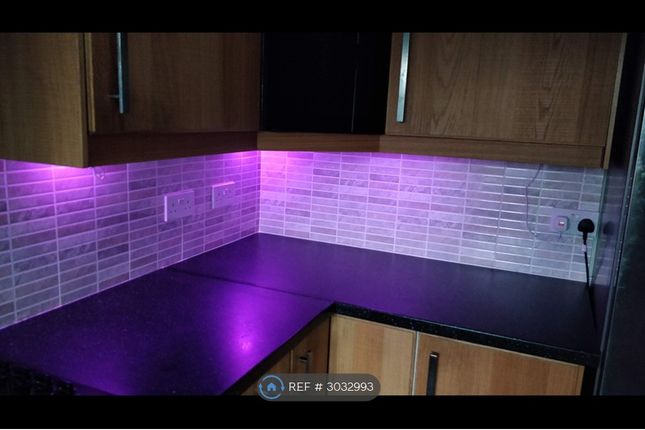 Fircroft Court, Woking photo 5