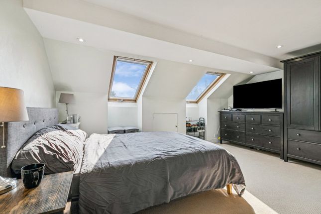 34, Acris Street, London photo 4