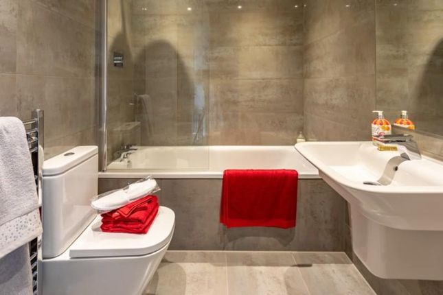 5, Gallus House, Camberley photo 2
