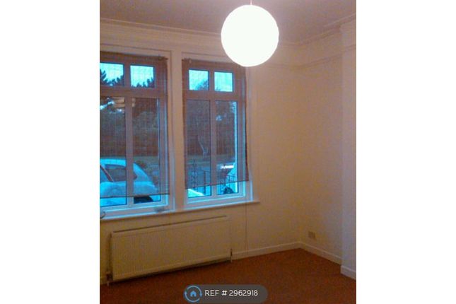 Gf Flat  Holdenhurst Road  Orp Private Garden, Bournemouth photo 3