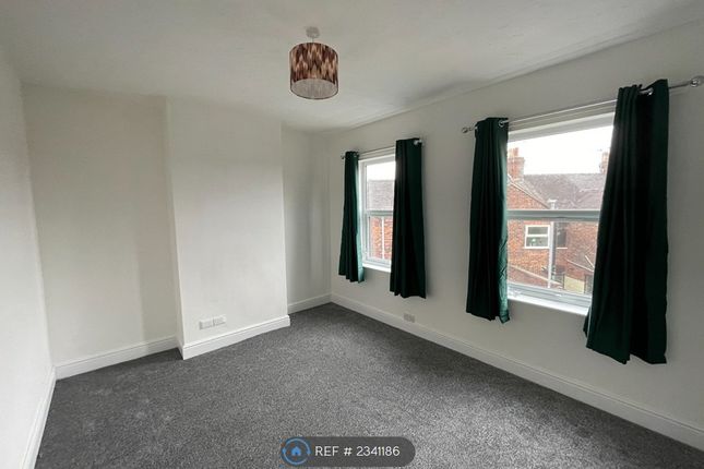Duke Street, Newcastle-Under-Lyme photo 3