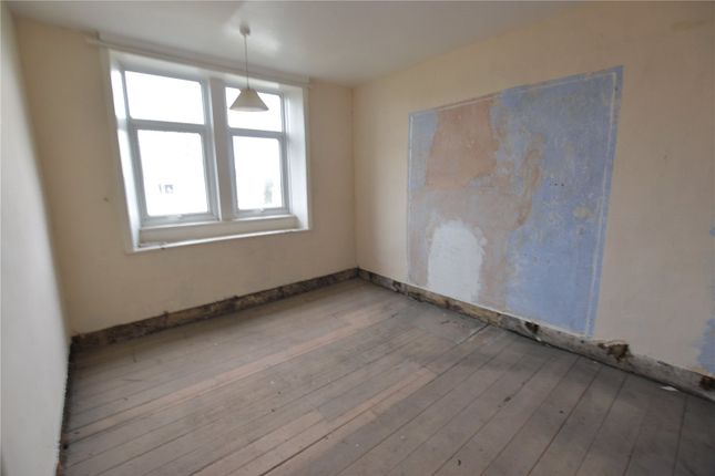 11, Hawthorn Crescent, Leeds photo 4