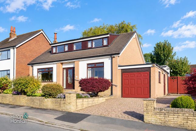 3-bed detached on Harewood Avenue, Simonstone, £385,000