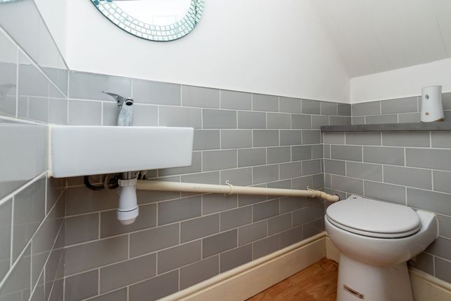 7 Stanley Street, Manchester photo 4