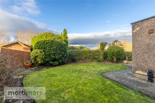 2, Royds Avenue, Lancashire photo 3