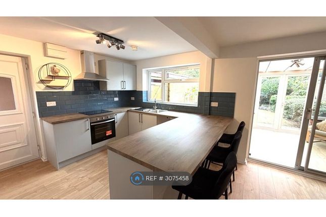 Clowbridge Drive, Loughborough photo 3