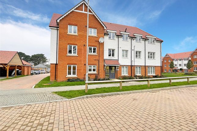 Thumbnail Flat for sale in Steeplechase Way, Fontwell, Arundel, West Sussex