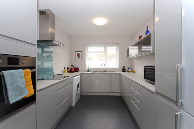 Thumbnail Flat for sale in Victoria Road, Lymington