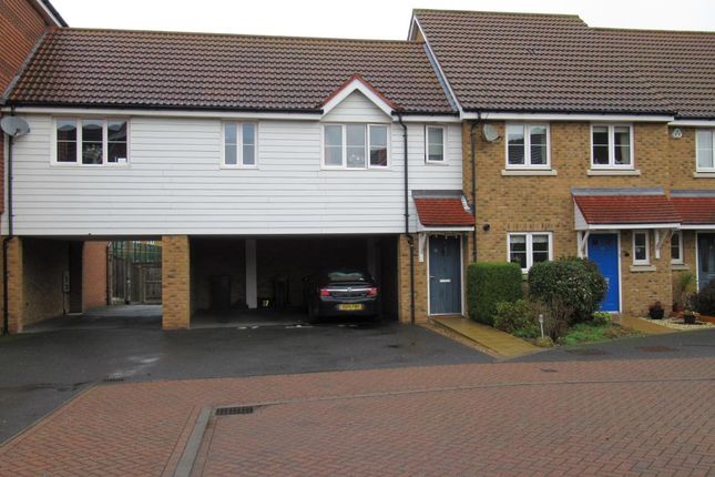 Thumbnail Flat to rent in Hardy Avenue, Dartford