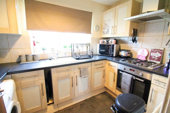 40, Hindon Walk, Scunthorpe photo 3