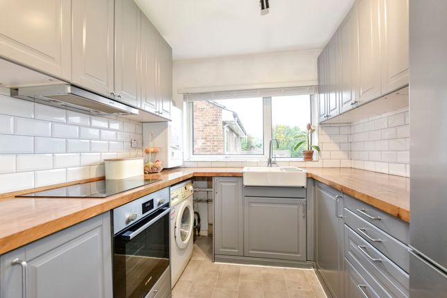 26, Riverside Close, Kings Langley photo 3