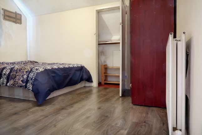 Homes To Let In Berry Cottages Repton Street London E14 Rent