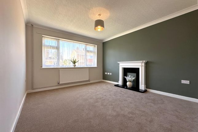 32, Browning Road, Newark photo 2
