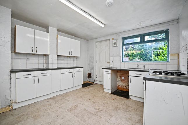 3 Kings Hill Field, 3 Kings Hill Field, Wednesbury photo 4