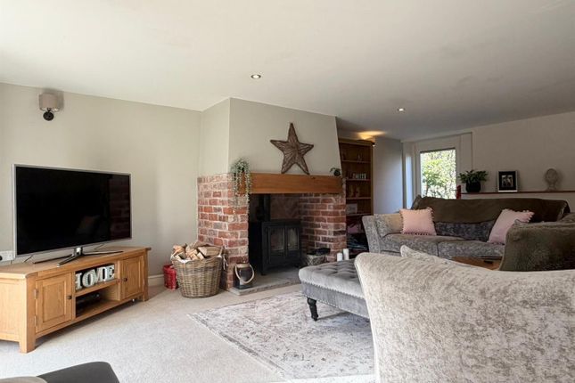 5 Eastbury, Town House Court, Hereford photo 2