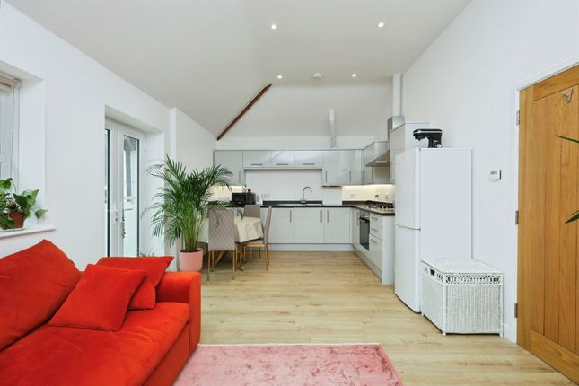 Flat 5, Church View, Spencer Road, Eastbourne photo 4