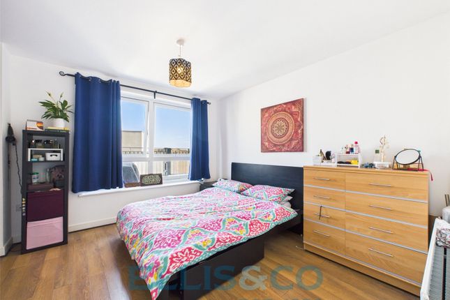 Flat 83,, Orchid Court, Tonbridge photo 4