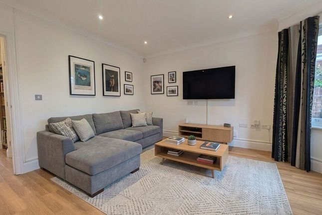 5 Kings Row, Havelock Road, Southsea photo 2