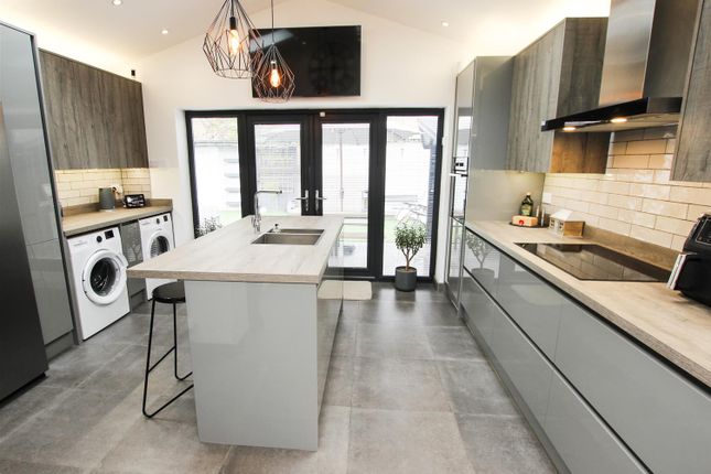 4, Langton Gardens, Doncaster photo 2