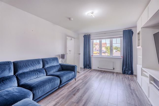 29, Briestonhill View, West Calder photo 4
