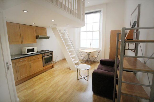 Studio to rent in Devonshire Terrace, Paddington