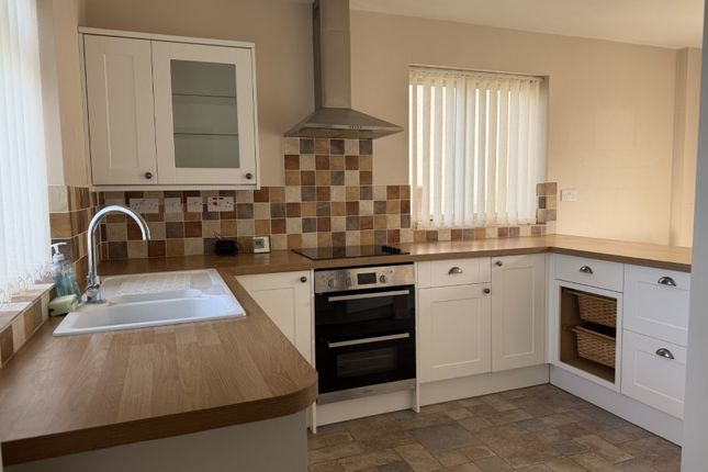 29 Valpy Avenue, Norwich photo 2