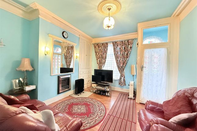 22, Hawke Street, Stalybridge photo 2