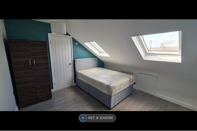 Thumbnail Room to rent in Westmount Road, London