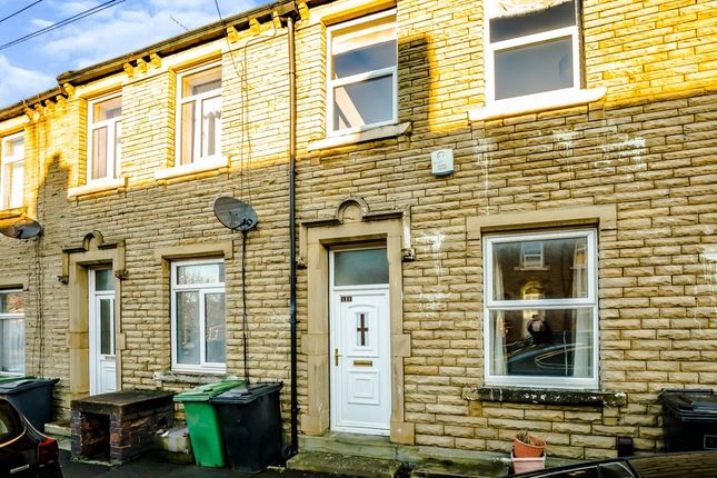 Thumbnail Detached house to rent in Trevelyan Street, Huddersfield, West Yorkshire