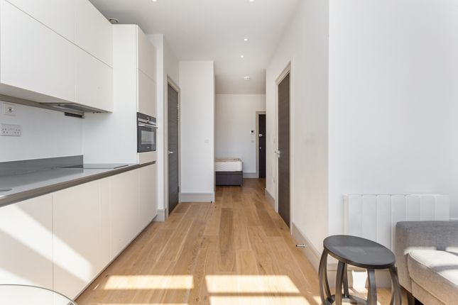 Red Door Ventures E15 Property To Rent From Red Door