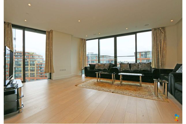 901-3-Merchant Square, London photo 2