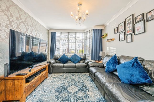 8, Wendron Grove, BIRMINGHAM photo 2