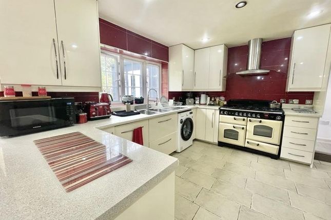 79A, Minterne Waye, Hayes photo 3