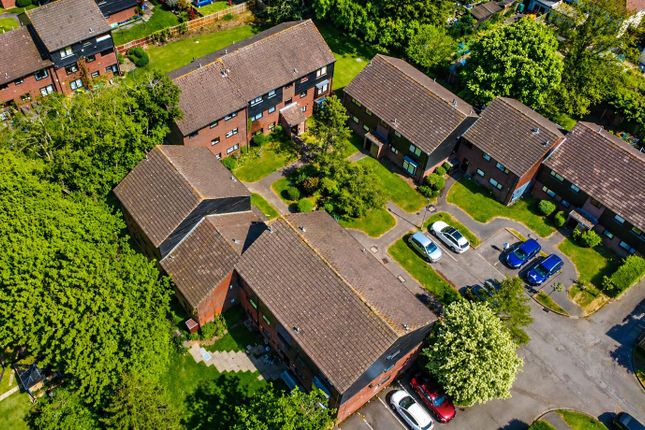 104, Howard Agne Close, Hemel Hempstead photo 4
