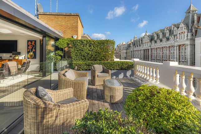 3-bed flat on Apartment 4, Gatti House, 410, Strand, London, £4,500,000