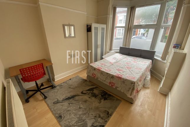 26, Beaconsfield Road, Leicester photo 3
